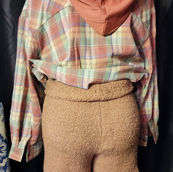 NWOT Flannel Hoodie Fits L - Picture 3 of 4